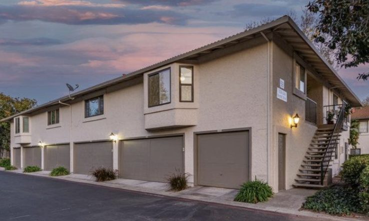 Gina Hinds, REALTOR®