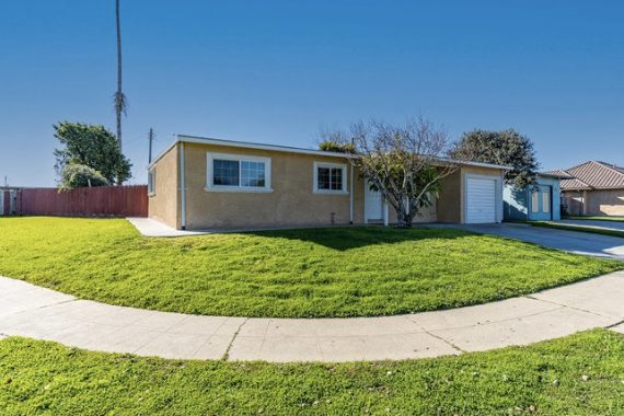 Gina Hinds, REALTOR®
